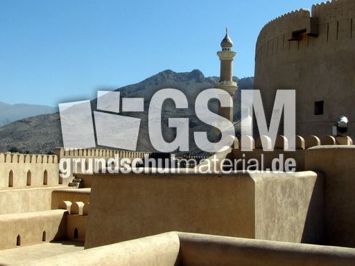 145 Nizwa Fort, Landschaft.JPG